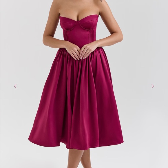 House of CB - NWT Coco Dress - Picture 2 of 6